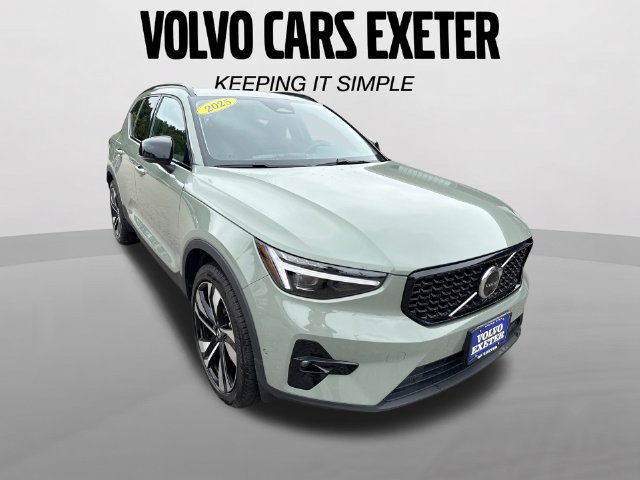 2025 Volvo XC40