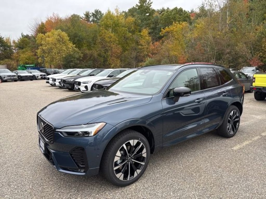 New 2026 Volvo XC60 B5 Plus SUV