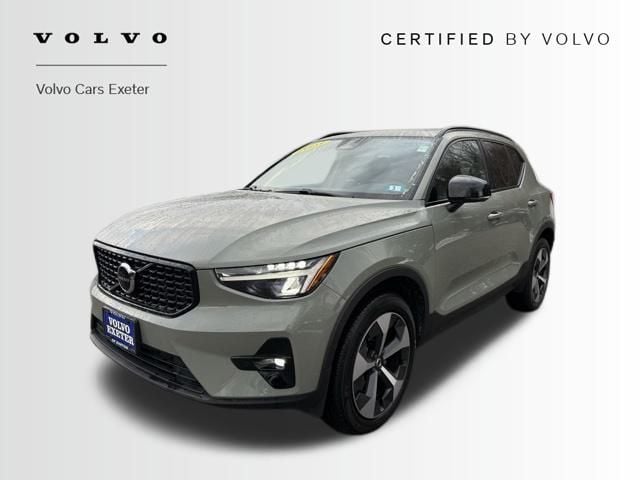 2023 Volvo XC40 Plus's photo