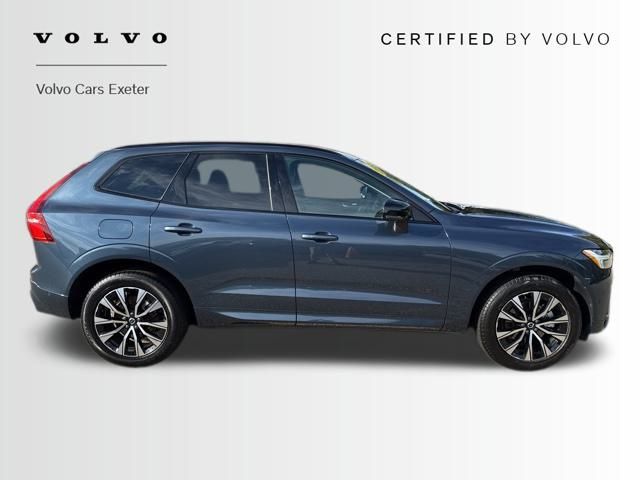 2025 Volvo XC60 B5 Plus photo 4
