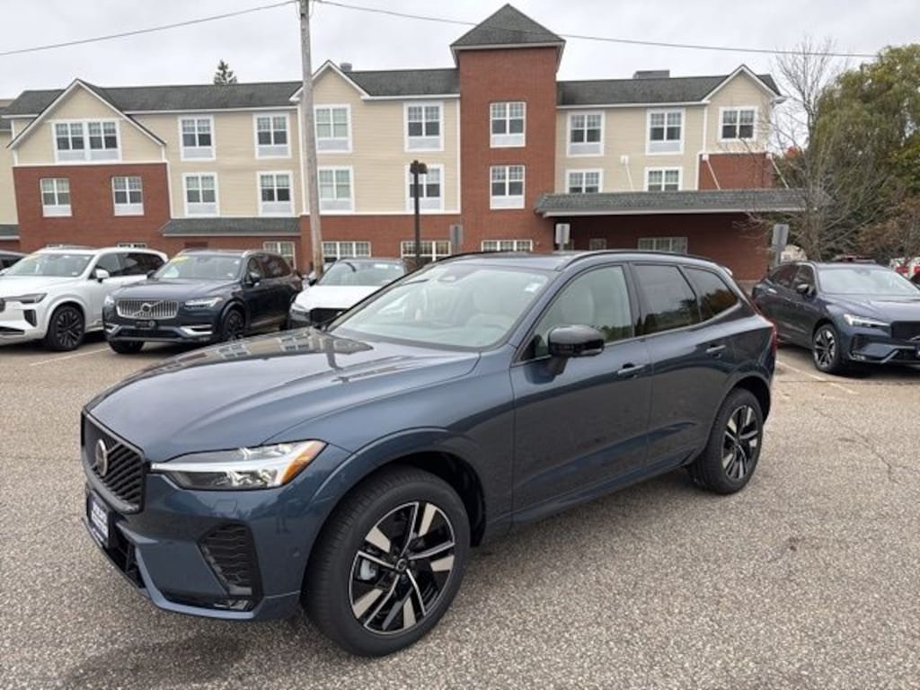 New 2026 Volvo XC60 B5 Plus SUV