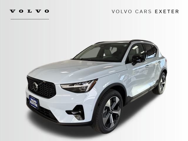 2026 Volvo XC40 Plus's photo