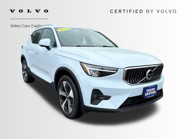 2024 Volvo XC40 B5 Plus Bright AWD's photo