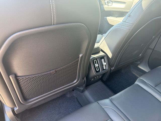 2026 Volvo XC40 Plus - Photo 23
