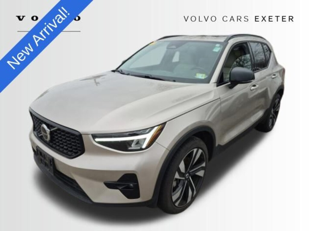 Certified 2023 Volvo XC40 B5 Plus Dark Theme SUV