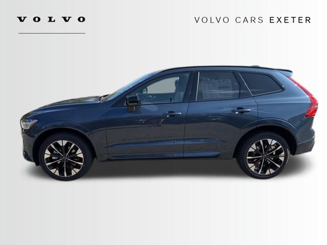 2026 Volvo XC60 B5 Plus photo 3