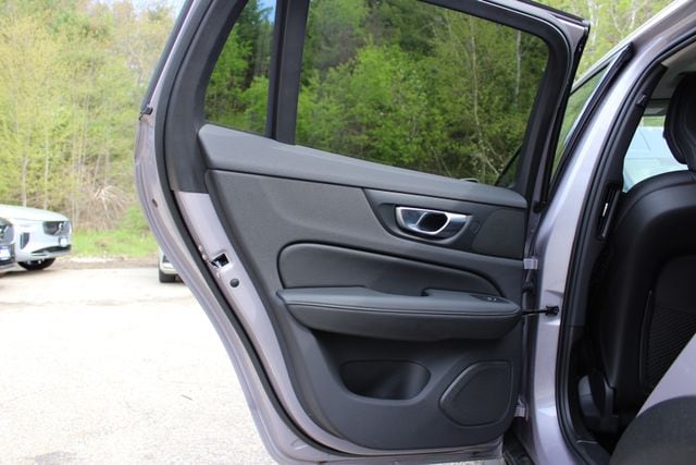 2026 Volvo V60 Cross Country Plus - Photo 17