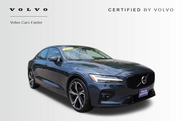 2024 Volvo S60 B5 Plus Dark Theme AWD's photo