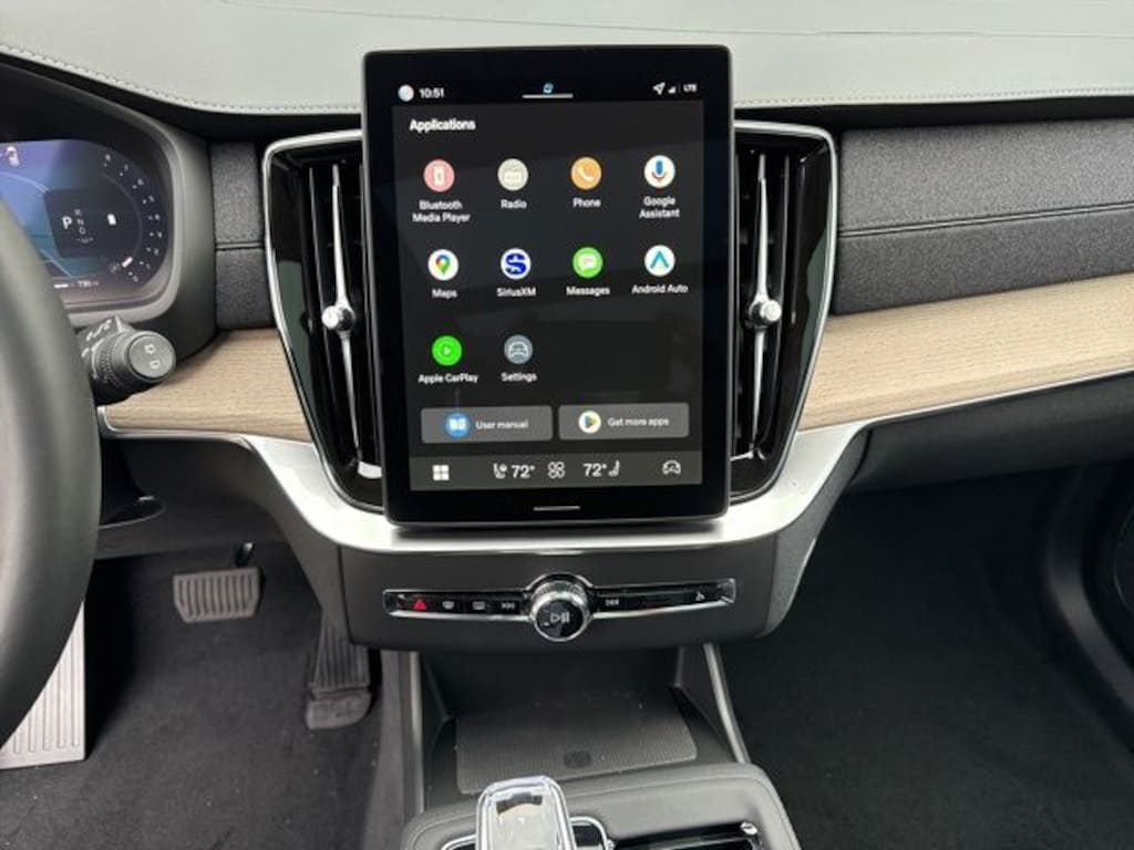 New 2026 Volvo XC90 B6 Plus 7-Seater SUV