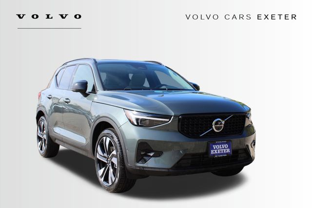 2026 Volvo XC40