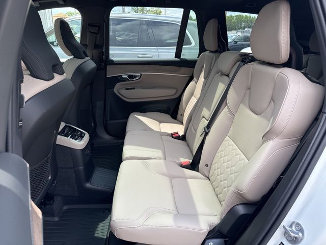 2026 Volvo XC90 Plus - Photo 12