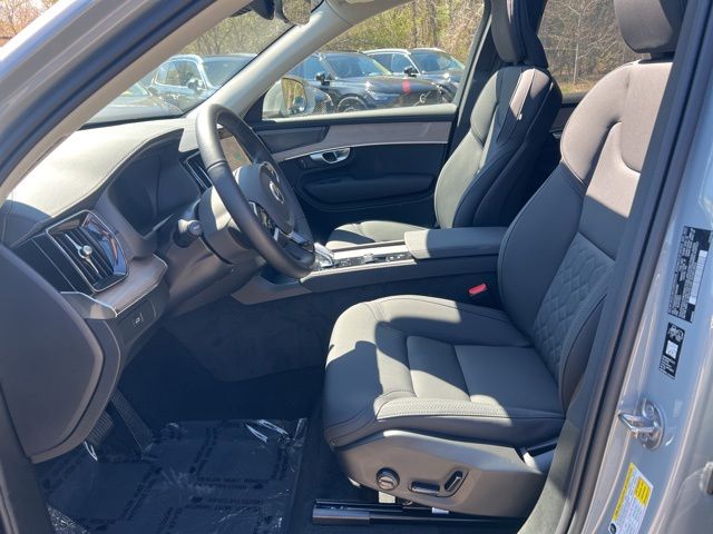 2026 Volvo XC90 Plus - Photo 26