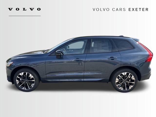 2026 Volvo XC60 B5 Plus photo 3