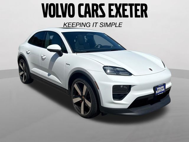 2025 Porsche Macan