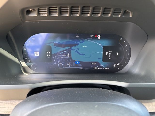 2026 Volvo XC90 Plus photo 4
