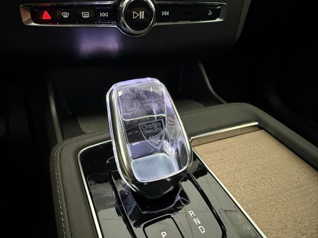 2026 Volvo XC90 Plus - Photo 23