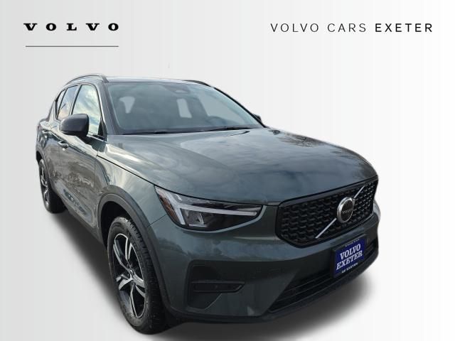 2026 Volvo XC40