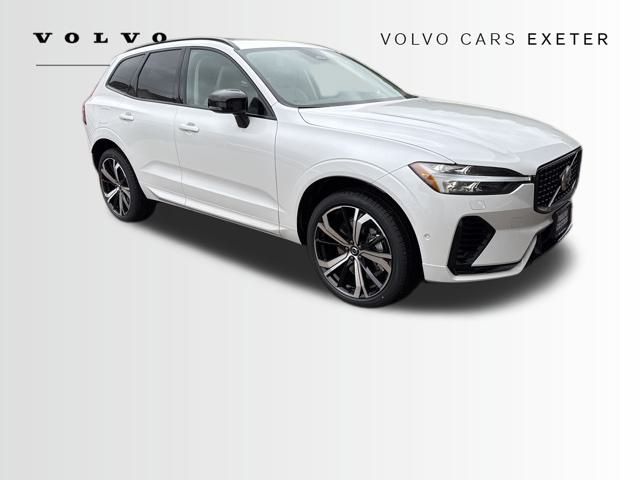2025 Volvo XC60 plug-in hybrid SUV 