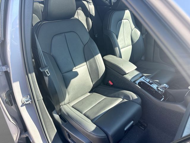 2026 Volvo XC40 Plus - Photo 26