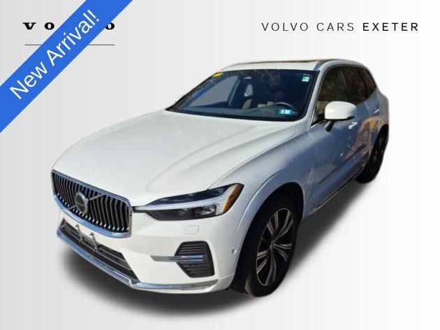 2023 Volvo XC60 Plus's photo