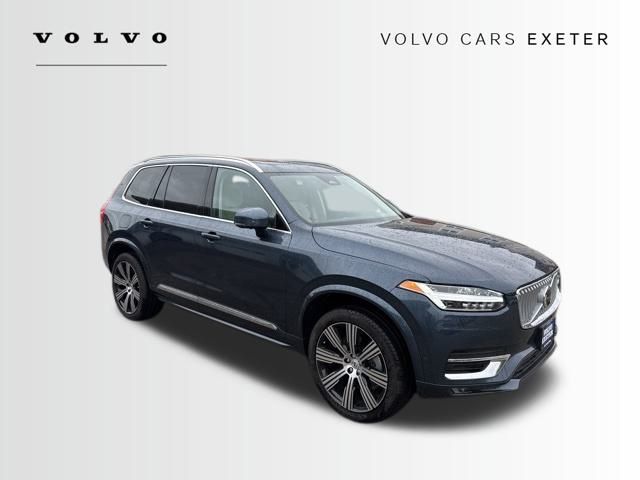 2025 Volvo XC90 Plus's photo