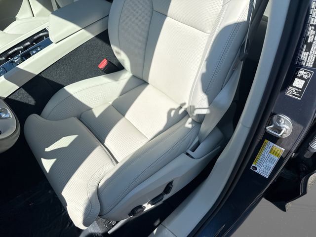 2026 Volvo XC60 Ultra - Photo 14