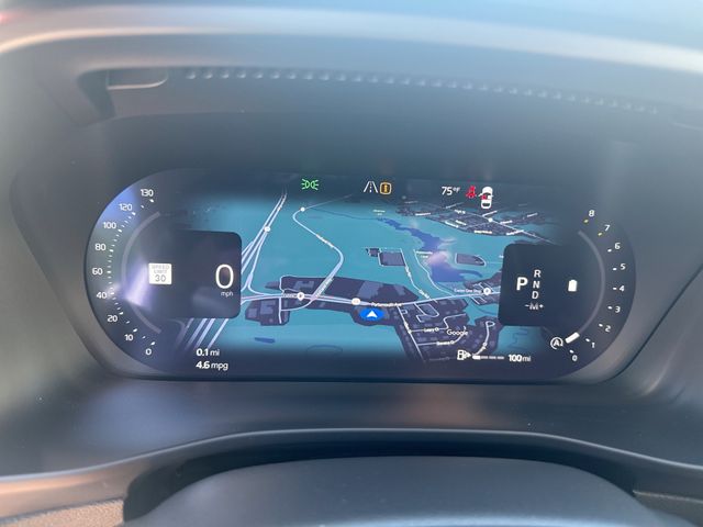 2026 Volvo XC40 Plus - Photo 10