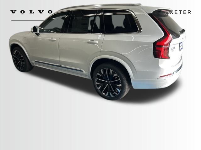 2025 Volvo XC90 T8 Plus photo 3