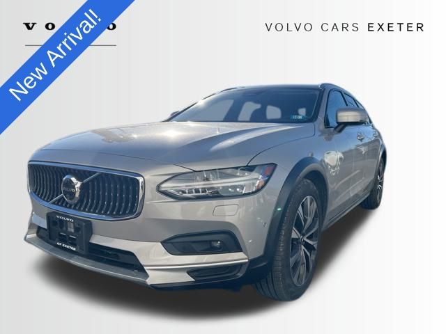 2024 Volvo V90 Cross Country Plus's photo