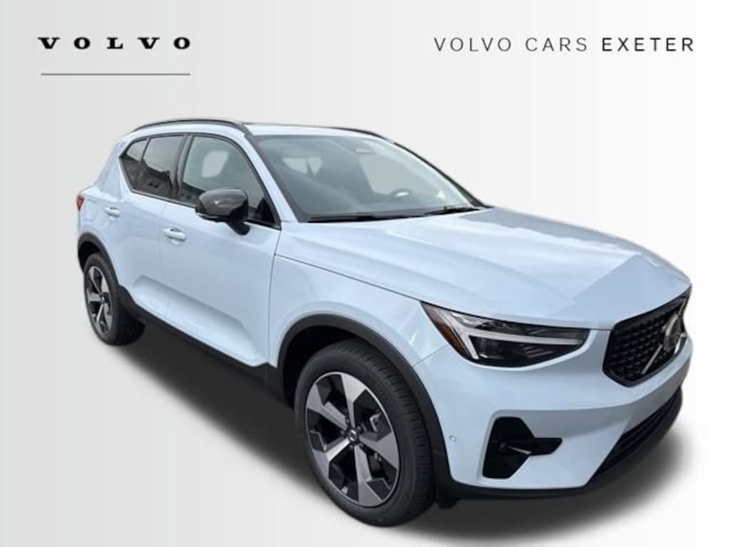 New 2026 Volvo XC40 B5 Plus SUV