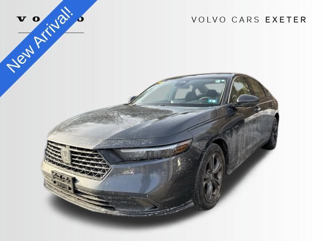 2024 Honda Accord EX's photo