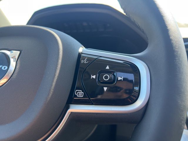 2026 Volvo XC90 Plus - Photo 31