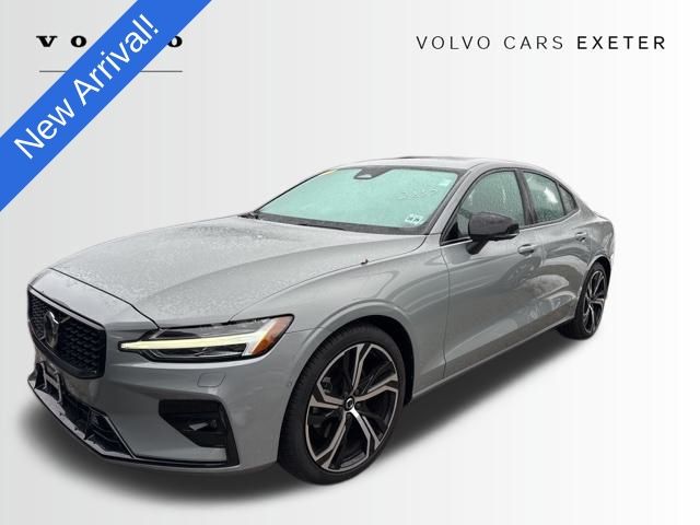 2024 Volvo S60 Plus's photo