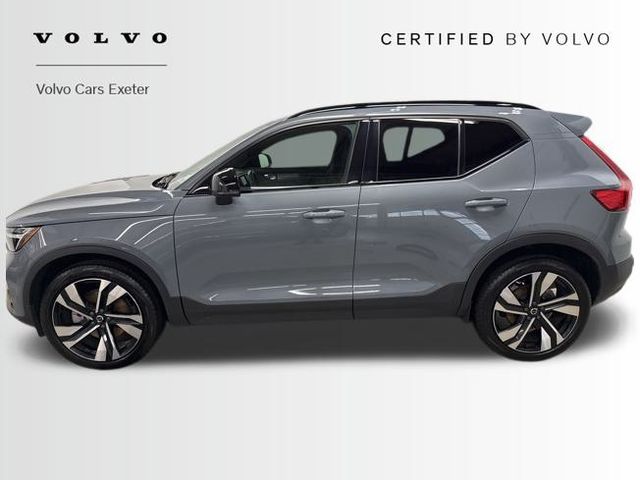 2023 Volvo XC40 Plus photo 3