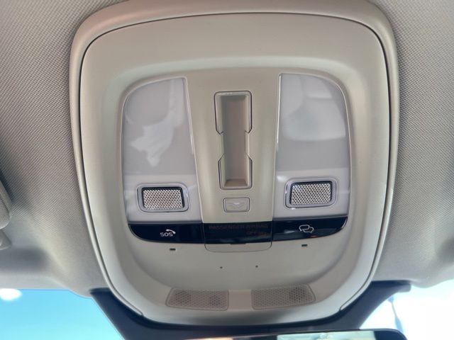 2026 Volvo XC90 Plus - Photo 37