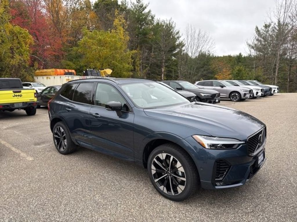 New 2026 Volvo XC60 B5 Plus SUV