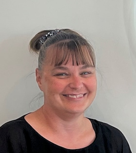 Staff member Crystal Thomas from ID_b6cf87fdf6ab