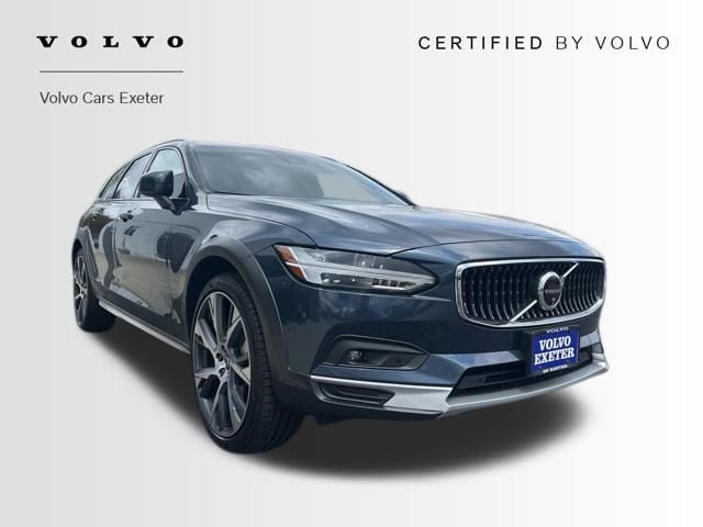 2025 Volvo V90 Cross Country B6 Ultra AWD's photo