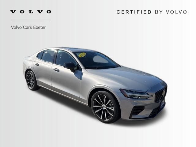 2025 Volvo S60 Plus's photo