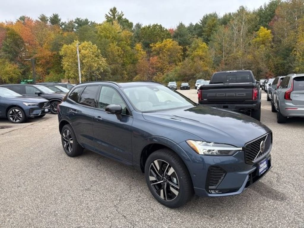 New 2026 Volvo XC60 B5 Plus SUV