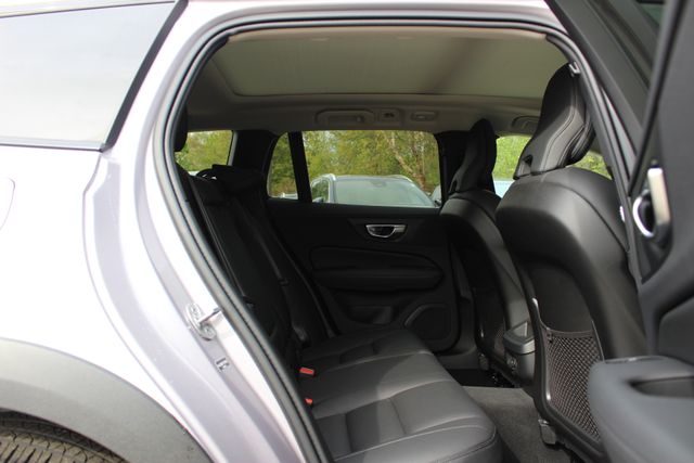 2026 Volvo V60 Cross Country Plus - Photo 15
