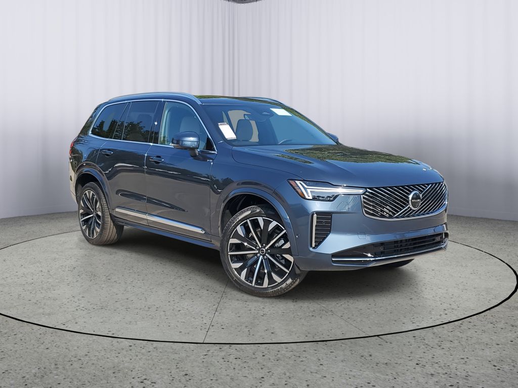 2025 Volvo XC90 B5 Plus Bright 4WD's photo
