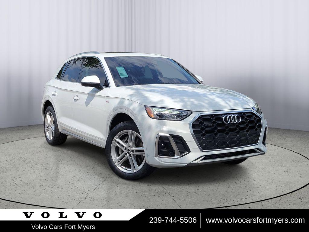 2024 Audi Q5 55 e Premium Plus's photo