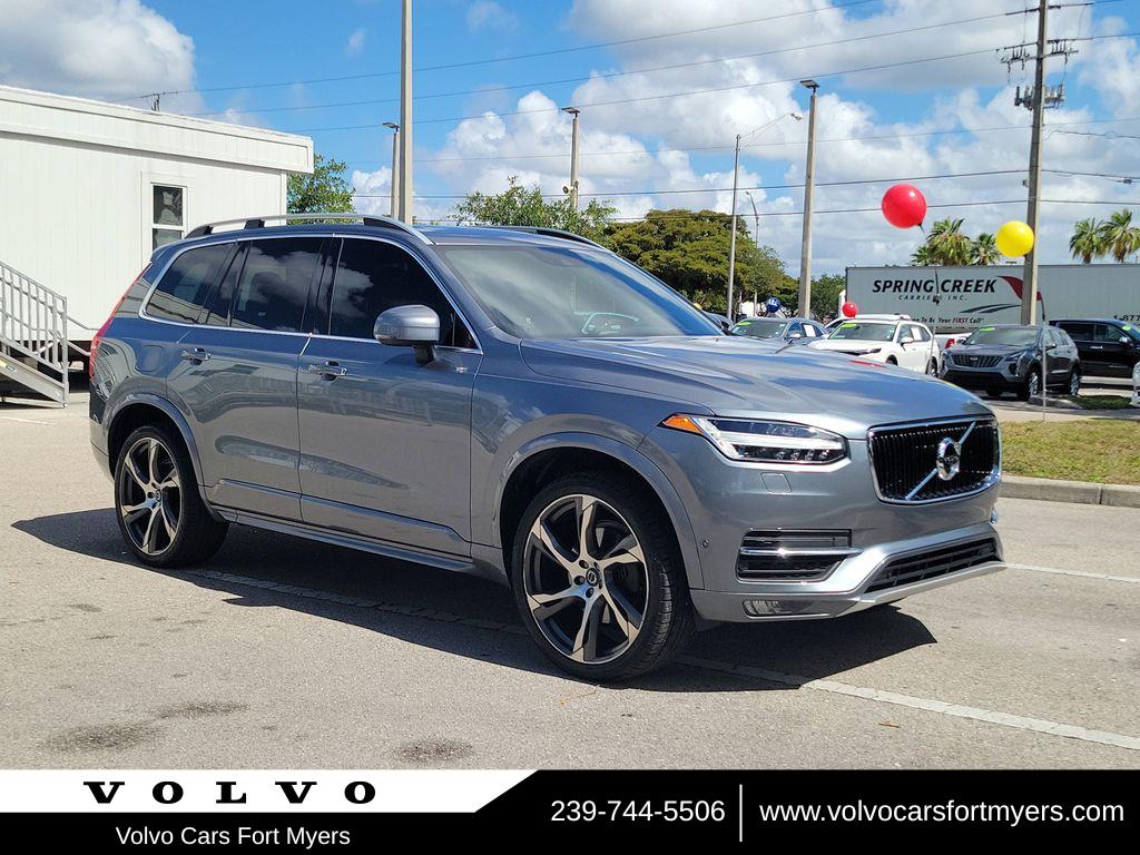 2018 Volvo XC90 T5 FWD Momentum's photo
