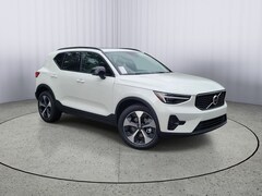 2026 Volvo XC40 B5 Plus AWD SUV