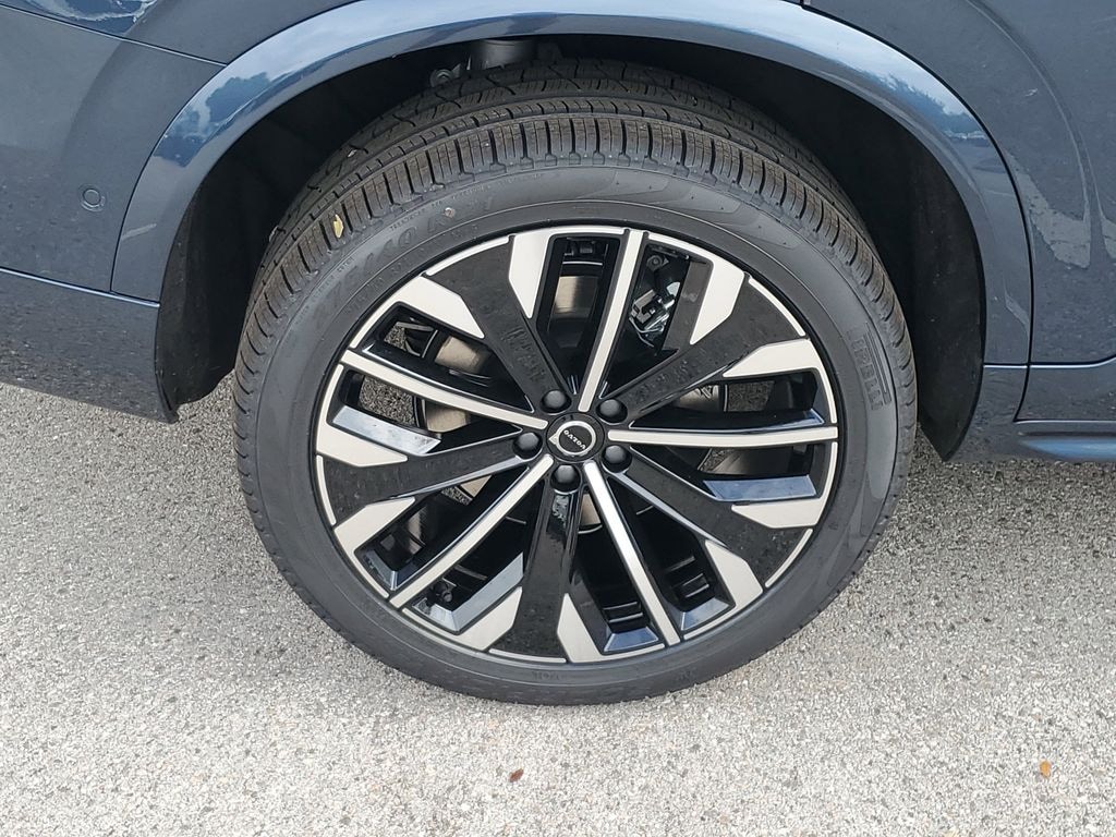 New 2026 Volvo XC90 B6 Ultra 7-Seater SUV