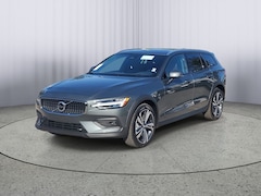 2026 Volvo V60 Cross Country B5 Plus AWD Wagon