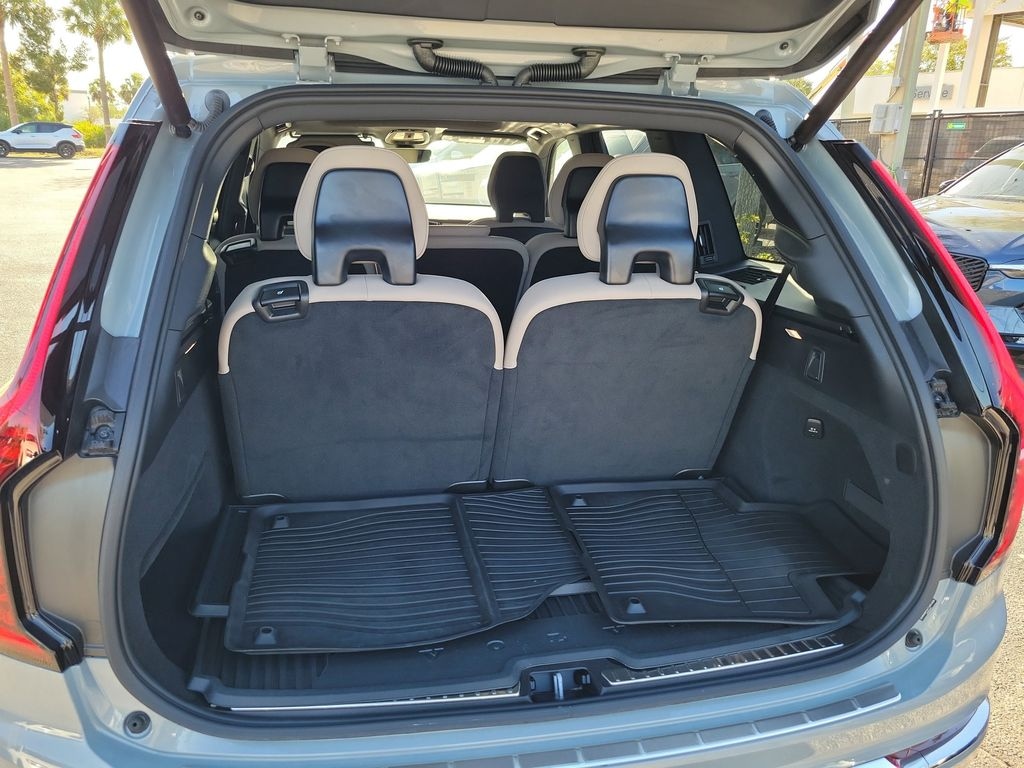 Used 2026 Volvo XC90 plug-in hybrid T8 Plus 7-Seater SUV