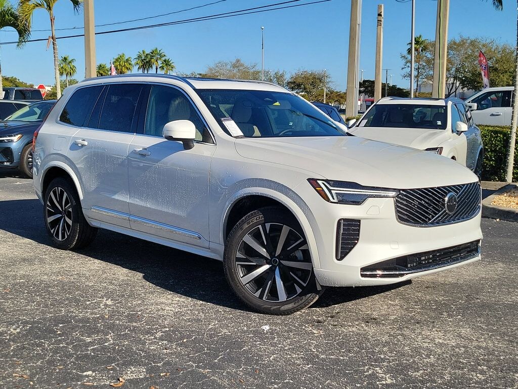 Used 2026 Volvo XC90 B6 Core SUV