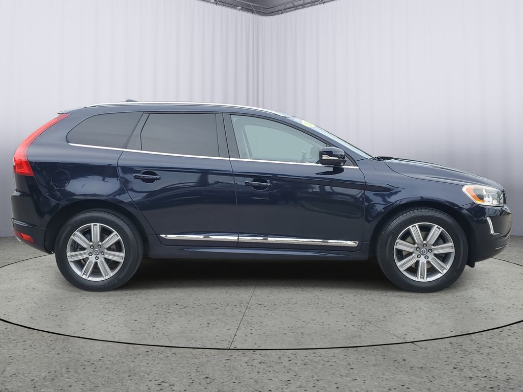 2017 Volvo XC60 Inscription photo 3